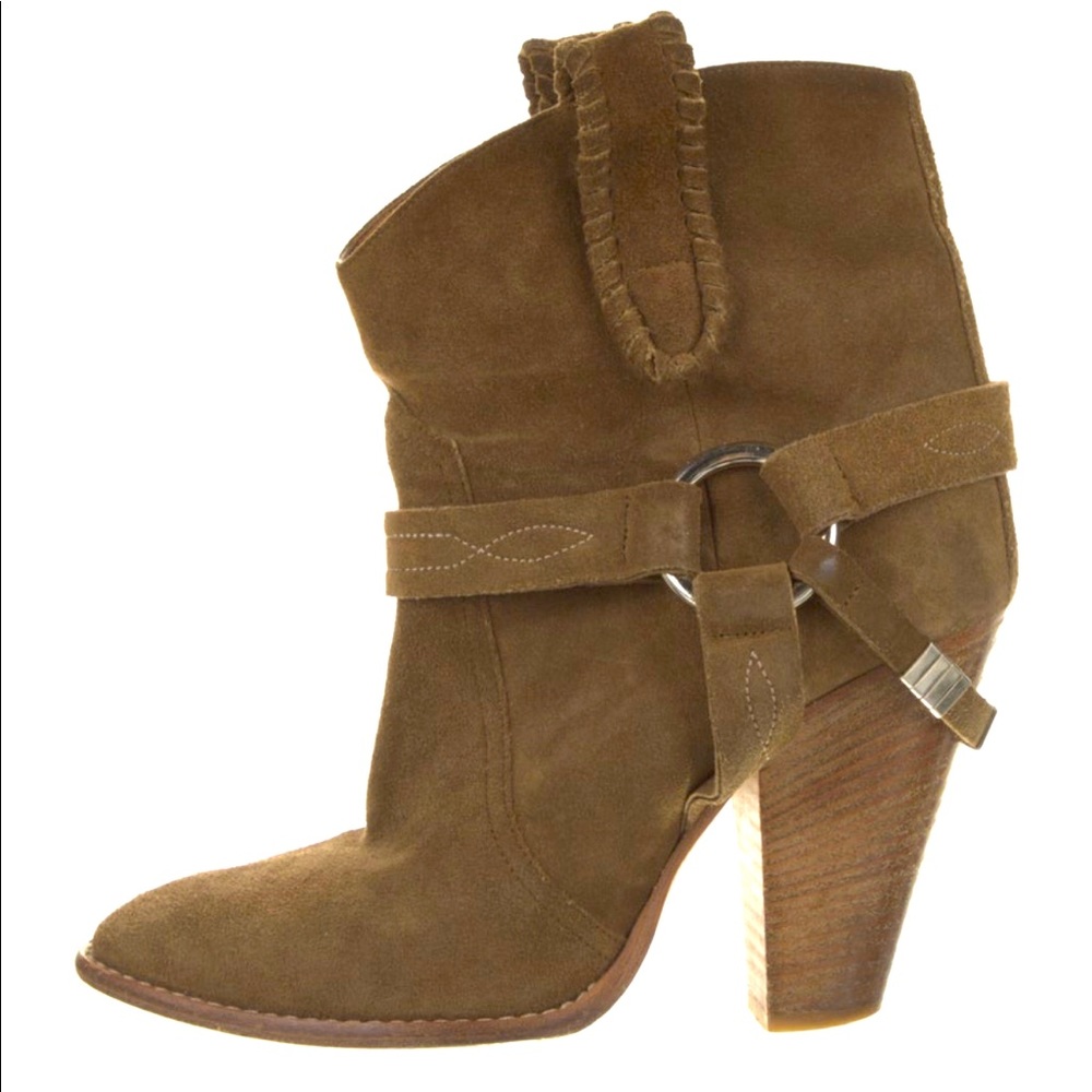 Gorgeous Isabel Marant Cowboy boot/boootie size 38=7. Excellent used condition